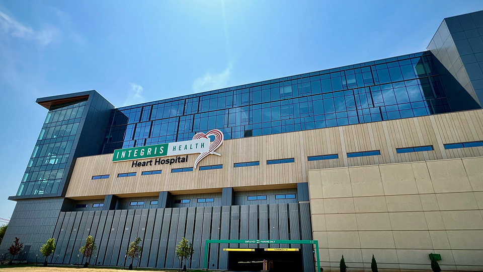 INTEGRIS Health Heart Hospital - Parking Garage Entrance - NW Expressway Side