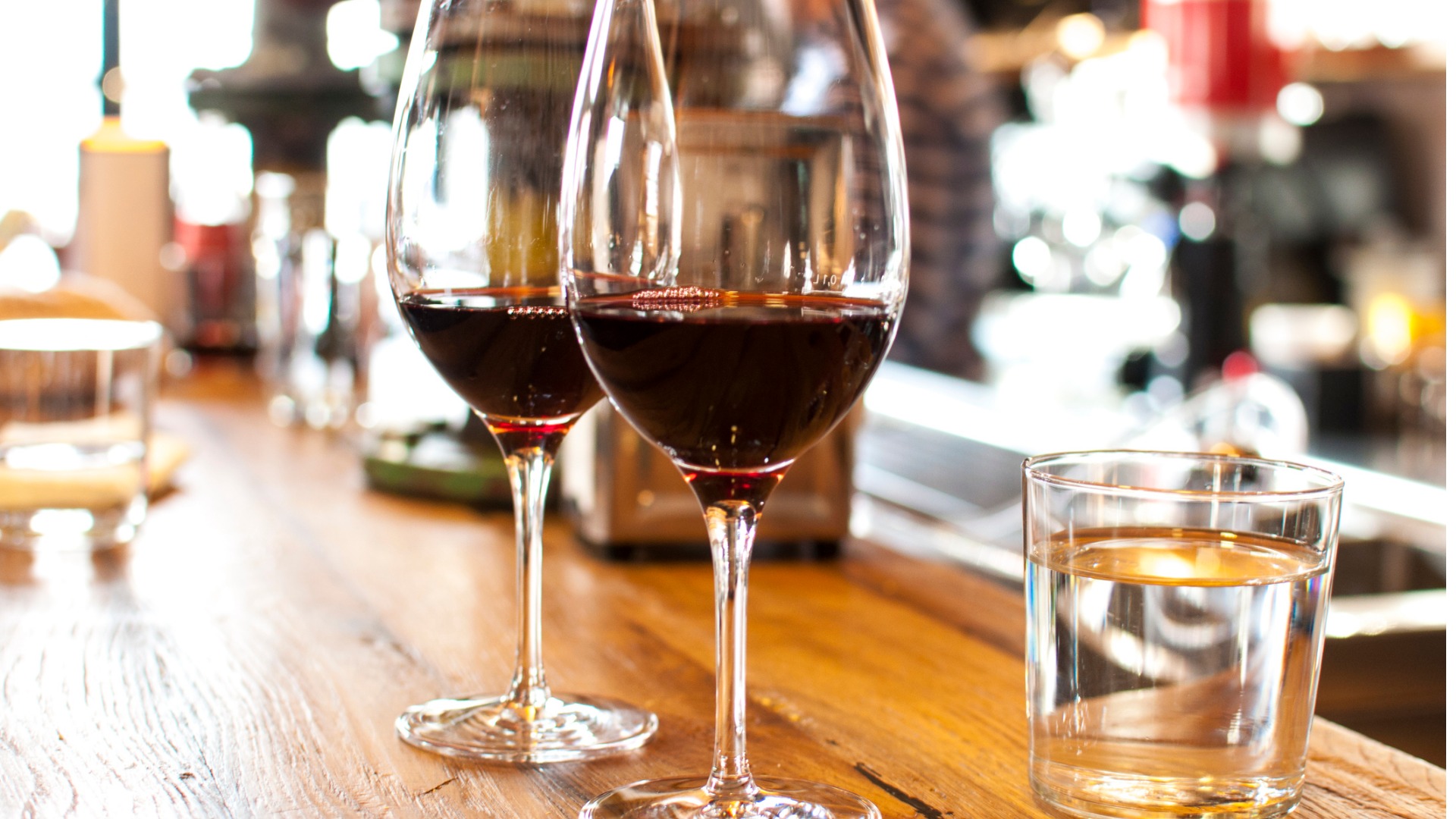 The Warning Signs of Alcohol Addiction