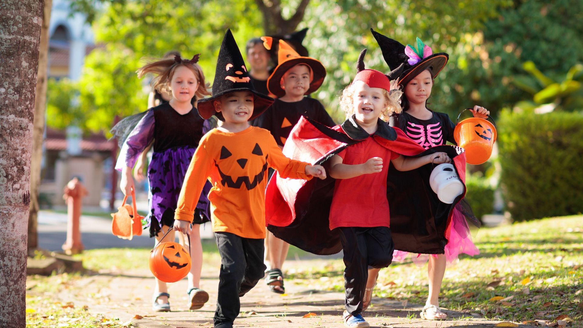 kids in halloween costumes