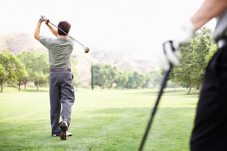 steps to health men golfing