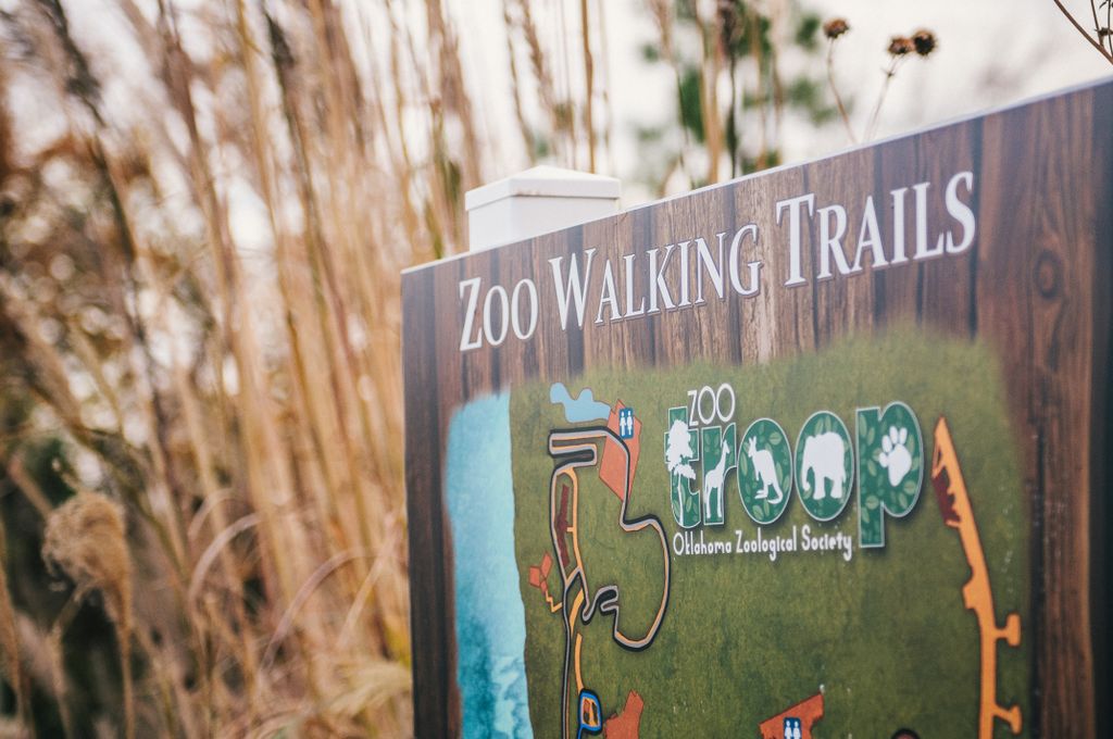 Walking Trails sign